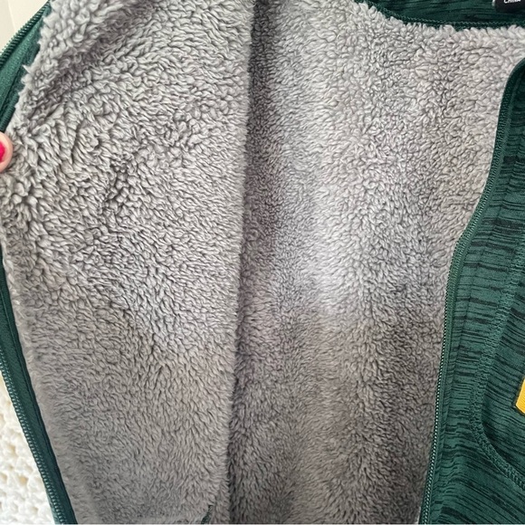 Green Bay Packers | Full Zip Sherpa Lined Green & Gold Jacket - Picture 7 of 10